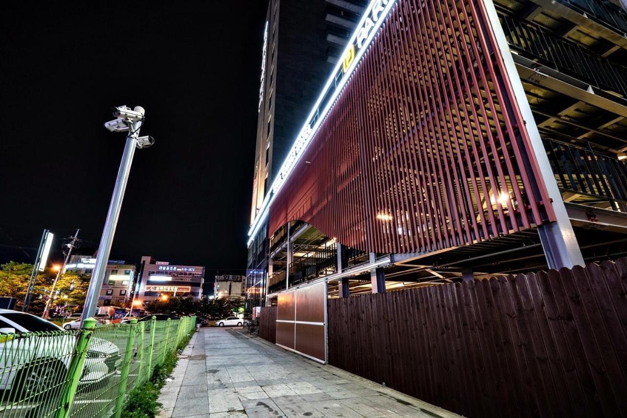 Siheung Seoul Tourist Hotel Buitenkant foto